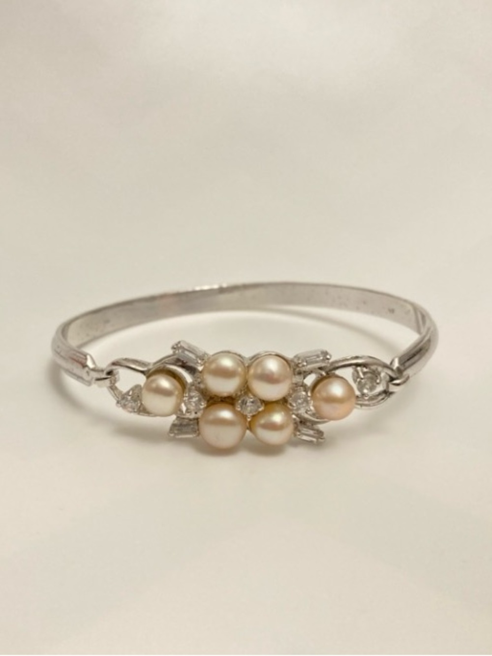 PRETTY pearlescent and diamond like silver tone formal hook closure bracelet